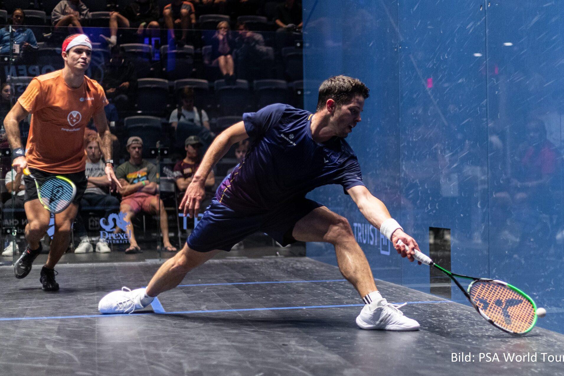 Raphael Kandra (re) unterliegt in vier Sätzen gegen Diego Elias - Bild: PSA World Tour
