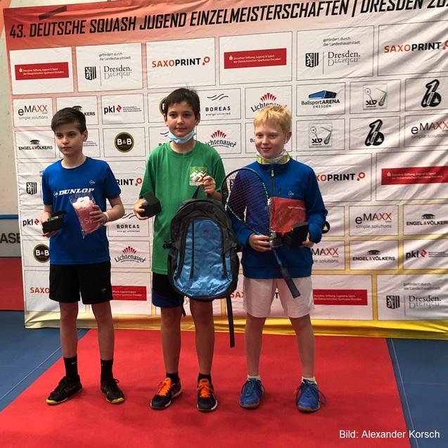 Das U13-Podest der Jungen: Marc Weishar, Oleksii Bielikov, Mika Leuschner-Schalude (v.l.n.r.) - Bild: Alexander Korsch