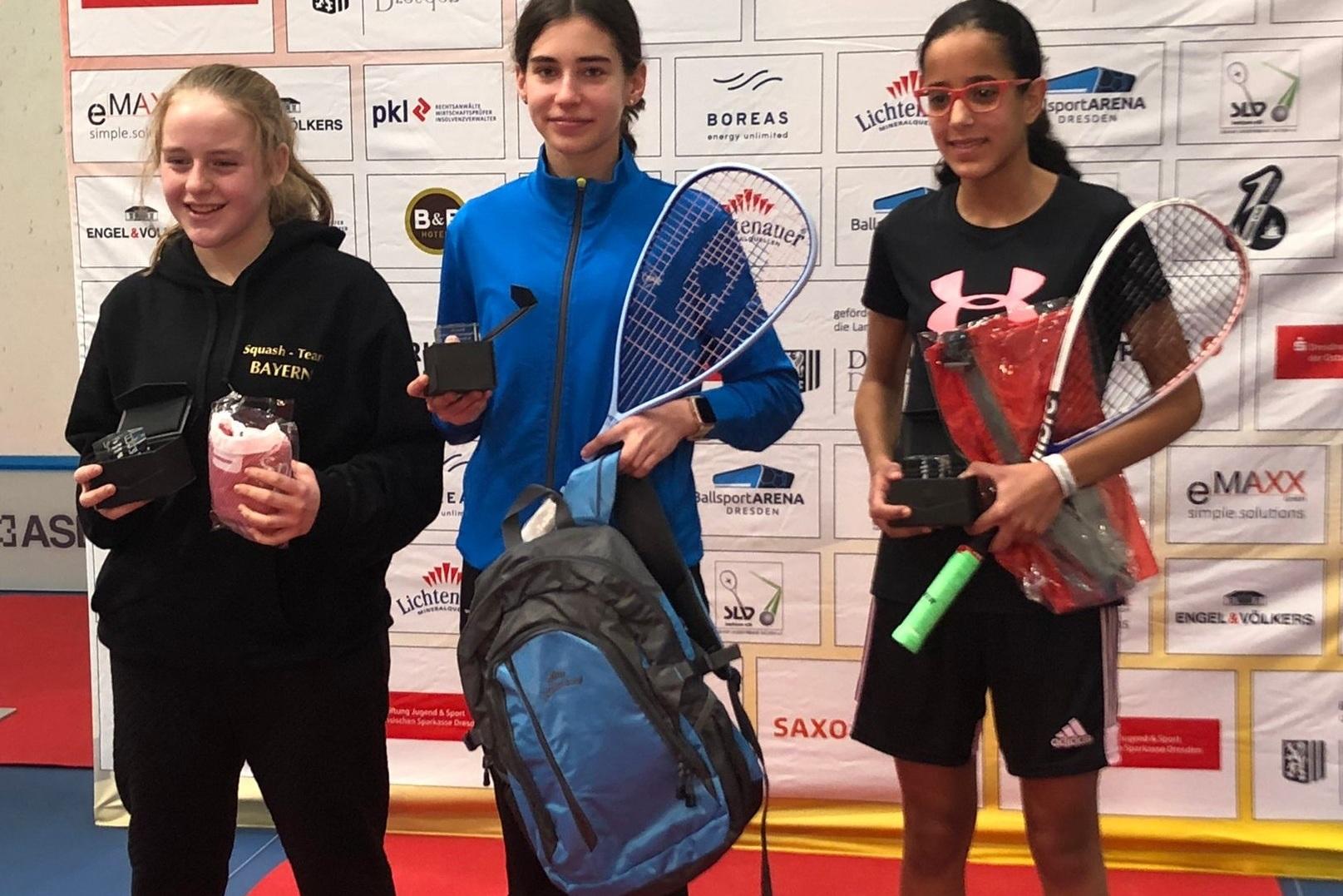 Das U15-Podest der Mädchen: Hanna Kumberger, Maya Weishar und Mariam Ayad (v.l.n.r.) - Bild: Alexander Korsch
