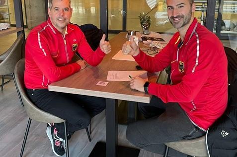 Chef-Bundestrainer Oliver Pettke und der neue Bundestrainer Nachwuchs Simon R&ouml;sner (re) freuen sich auf die Zusammenarbeit - Bild: DSQV