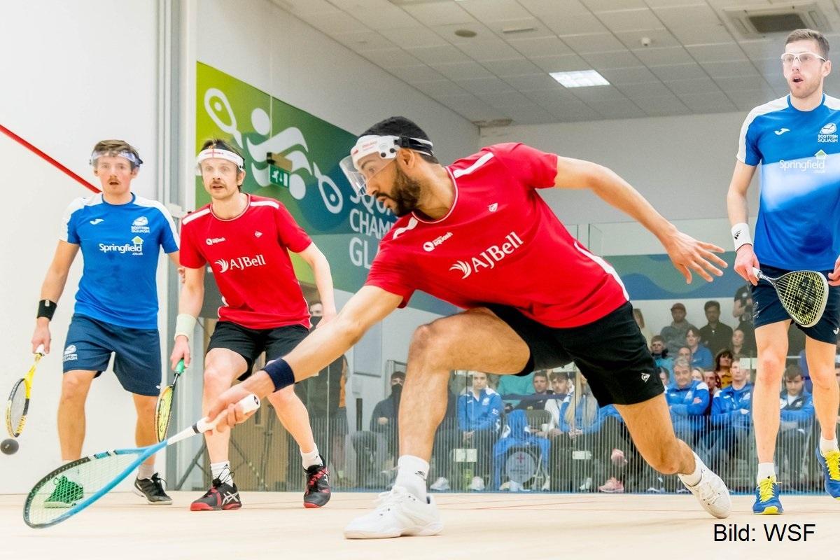 Szene aus dem Männer-Finale zwischen England (rote Shirts) und Schottland (blau-weiße Shirts) - Bild: WSF