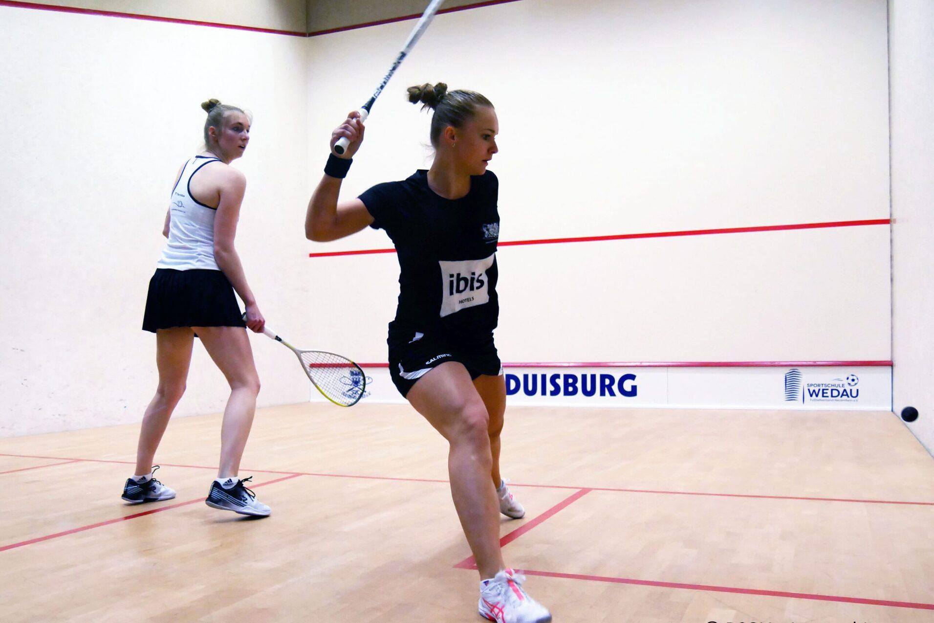Katerina Tycova (re) und Franziska Hennes im Duell der Position 3 - Bild: DSQV - Lennard Jessen