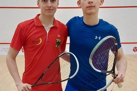 Finn-Lennart Koch (li) und sein Gegner Mateusz Marcinkowski - Bild: DSQV