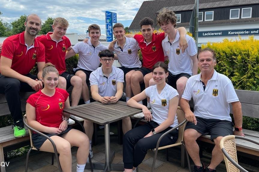 Bundestrainer Nachwuchs Simon Rösner (li) und Bundeshonorartrainer U19 Rainer Müller (re) luden nach Marburg ein - Bild: DSQV