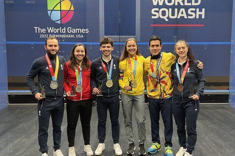 Die Medaillen bei den World Games 2022 in der Sportart Squash gingen an: Gregoire Marche, Lucy Beecroft, Victor Crouin, Tinne Gilis, Miguel Rodriguez und Coline Aumard (v.l.n.r.) - Bild: WSF / TWG 2022