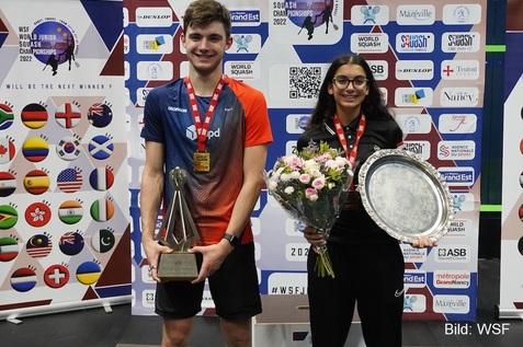 Amina Orfi (re) und Rowan Damming (li) gewinnen die Junior-WM 2022 im Einzel - Bild: WSF