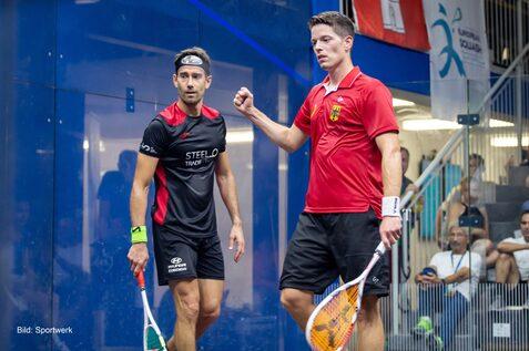 Raphael Kandra (re) gewinnt in f&uuml;nf S&auml;tzen gegen Borja Golan - Bild: Sportwerk