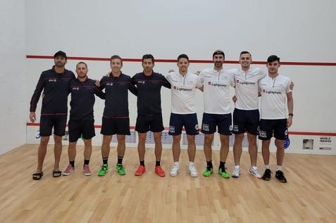 Die Finalbegegnung: Mulhouse Squash Club (li) und Paderborner SC (re) - Bild: Paderborner SC