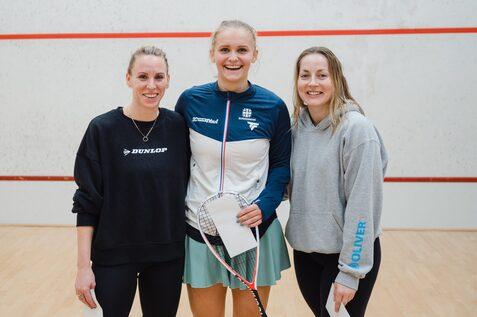 Das Podest der Damen: Sharon Sinclair, Katerina Tycova und Mareike Omlor (v.l.n.r.) - Bild: Tobias Roth