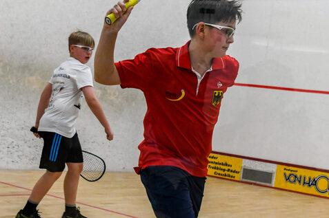 Oleskii Bielikov (re) zieht in das Viertelfinale und trifft nun auf den Topgesetzten - Bild: Thomas Panzau