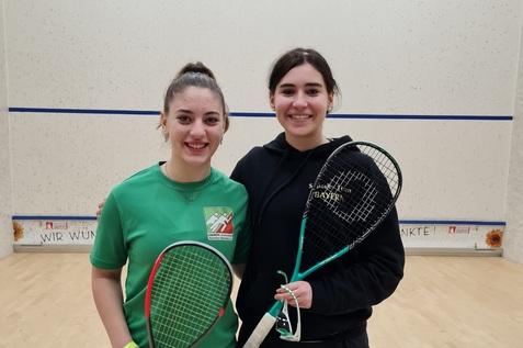 Maya Weishar (re) gewinnt das M&auml;dchen-Finale gegen Lea-Iris Murrizi