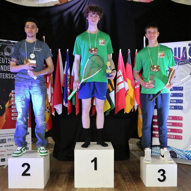 Das U19-Podest der Jungen: Youssef Elgammal, Fabian Igelbrink und Dennis Welte (v.l.n.r.) - Bild: Christian Lortat