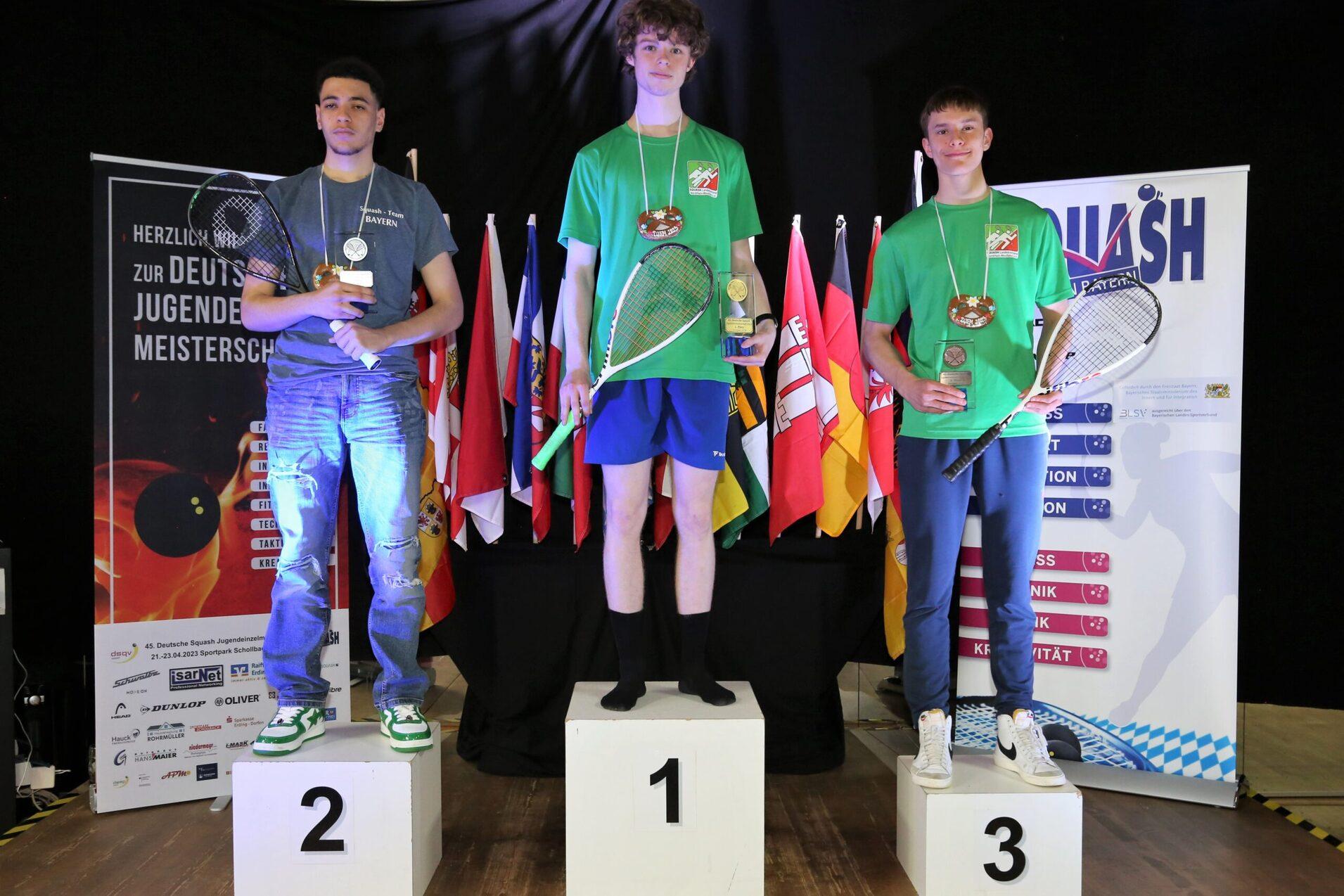 Das U19-Podest der Jungen: Youssef Elgammal, Fabian Igelbrink und Dennis Welte (v.l.n.r.) - Bild: Christian Lortat