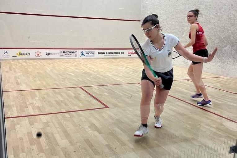 Maya Weishar (li) und Amelie Haworth - Bild: DSQV