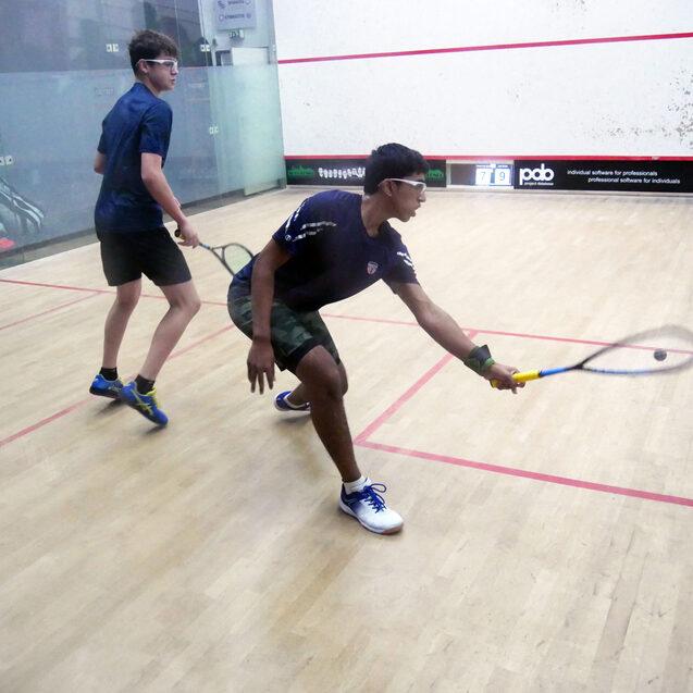 Die U17-Finalisten Rohan Arya Gondi (re) und Jack Elriani (li) - Bild: DSQV - Lennard Jessen