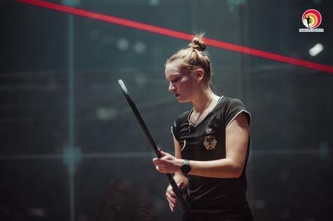 Saskia Beinhard unterlag an Tag drei der Einzel EM - Bild: ESF / Hasta La Vista