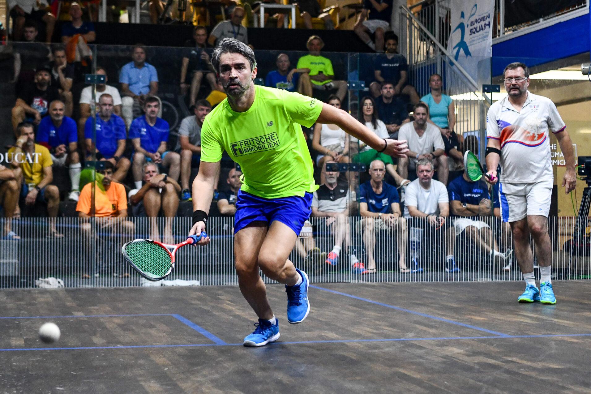 Predi Fritsche (li) steht im Viertelfinale der Masters-Einzel-EM.