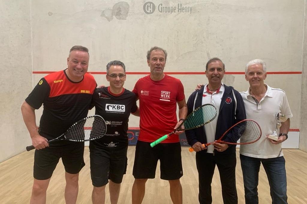 V.l.n.r.: Christian Meyer, Sebastian Arenas Y Casal, Marko Kruse (Platz 5 M55+), Farman Khan und Karl-Heinz Röttger - Bild: Christian Meyer