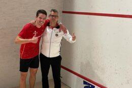 Raphael Kandra (li) und Chef-Bundestrainer Oliver Pettke bei den US-Open nach dem Zweitrundensieg - Bild: DSQV
