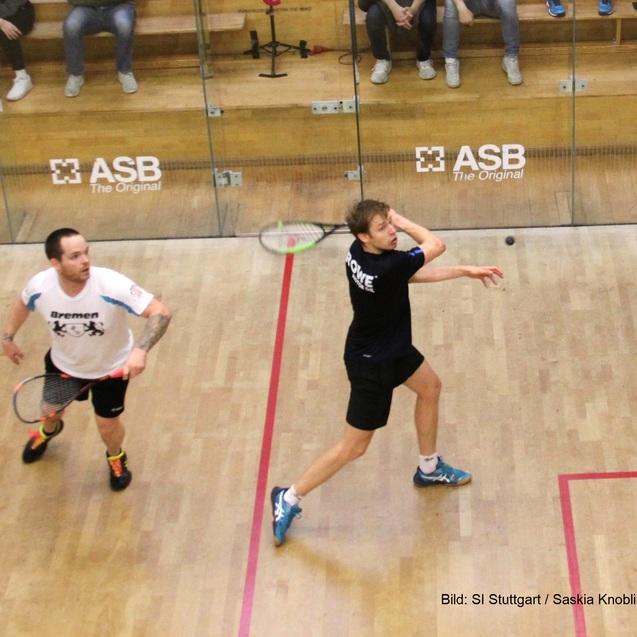 Johannes Dehmer-Saelz (re) besiegte im M&auml;nner A - Finale Tim Weber - Bild: SI Stuttgart / Saskia Knobling