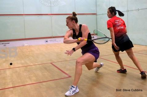Saskia Beinhard (li) in Hong Kong - Bild: Steve Cubbins