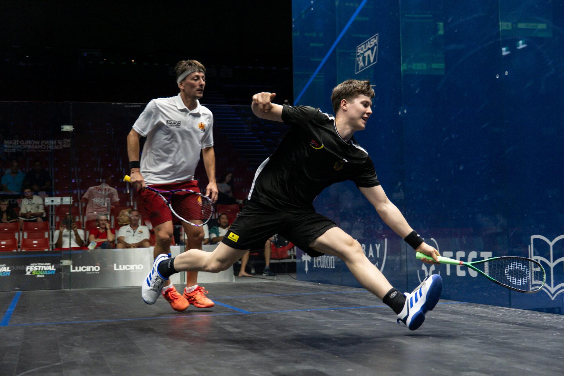 Yannik Omlor (re) machte das 3:0 gegen Tahiti perfekt - Bild: WSF Men's Teams 2023