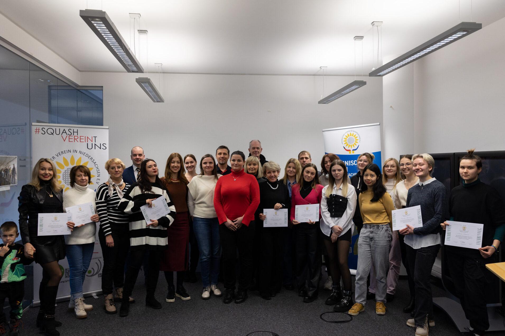 Der Ukrainische Verein Niedersachsen e.V. bedankt sich bei allen Unterstützerinnen und Unterstützern für verschiedene Aktionen - Bild: LV Niedersachsen