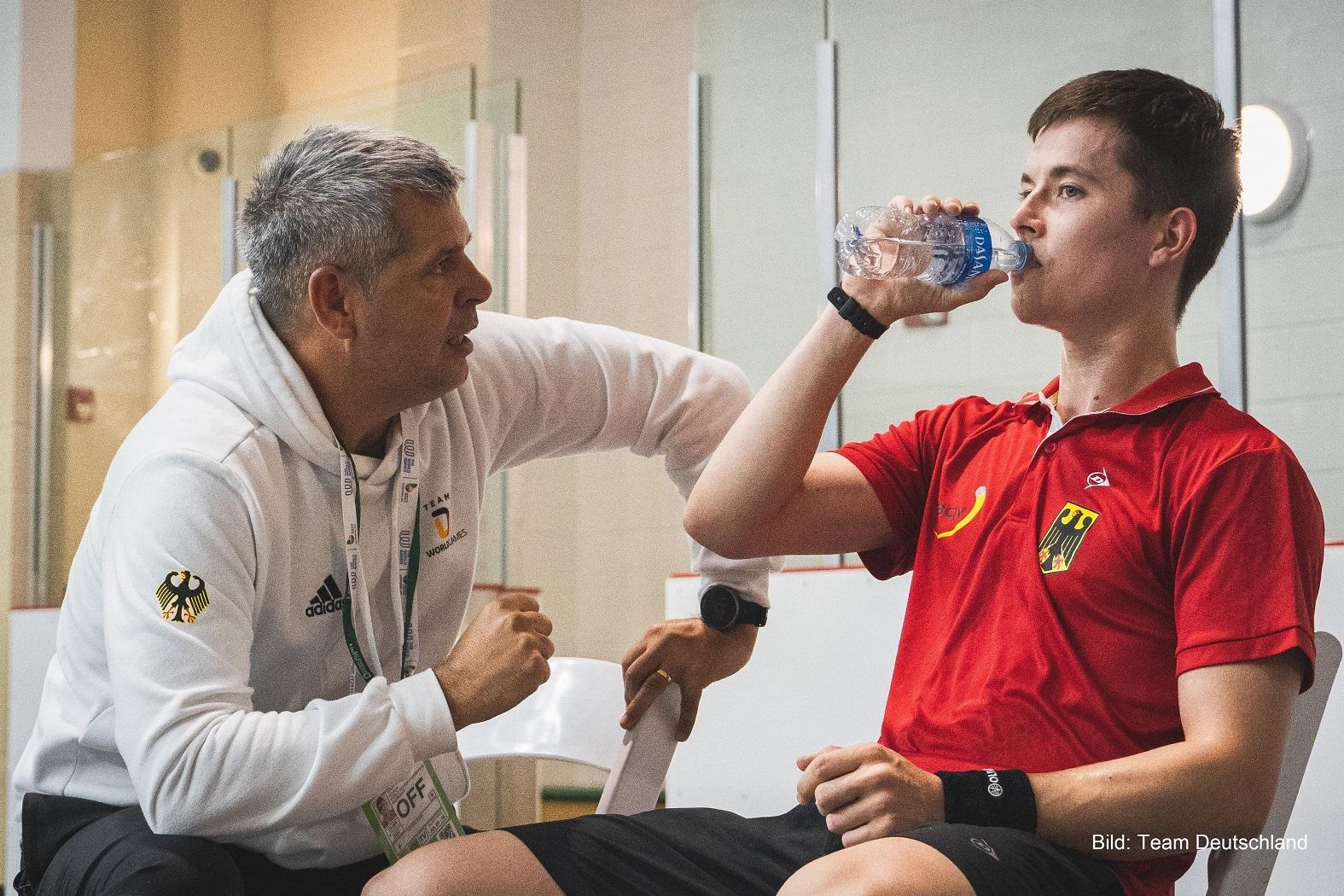 Chef-Bundestrainer Oliver Pettke (li) im World Games - Dress bei den World Games 2022 mit Nationalspieler Yannik Omlor - Bild: Team Deutschland