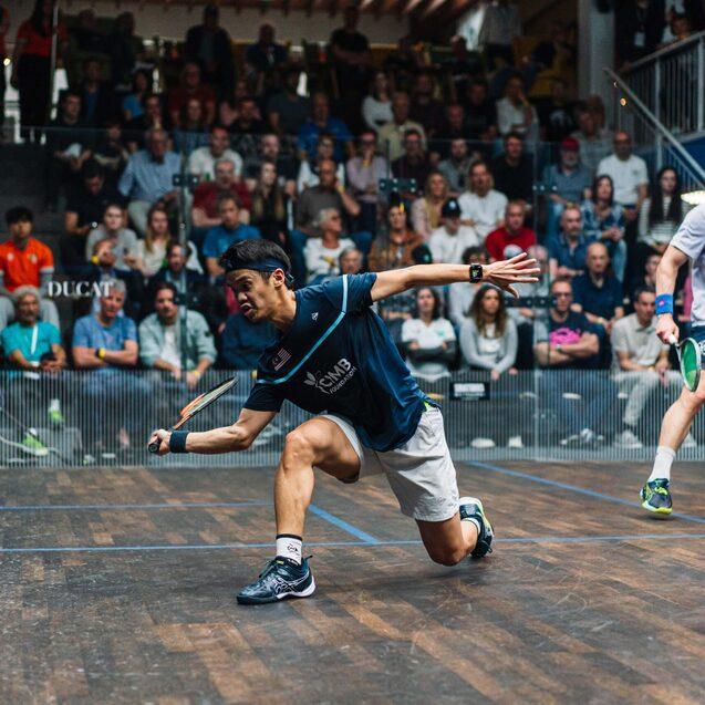 Eain Yow Ng (li) besiegt Dimitri Steinmann im Herren-Finale - Bild: PSA World Tour