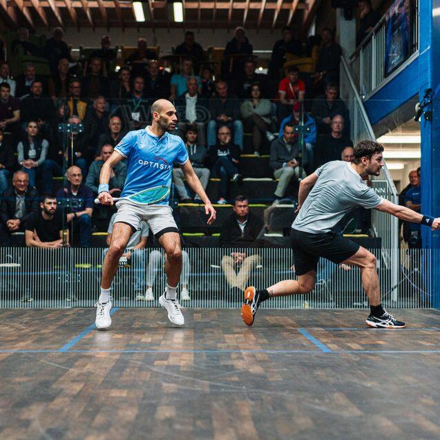 Der Spanier Bernat Jaume (re) schmiss den an Position zwei gesetzten Engländer Marwan Elshorbagy (li) aus dem Hauptfeld - Bild: PSA World Tour