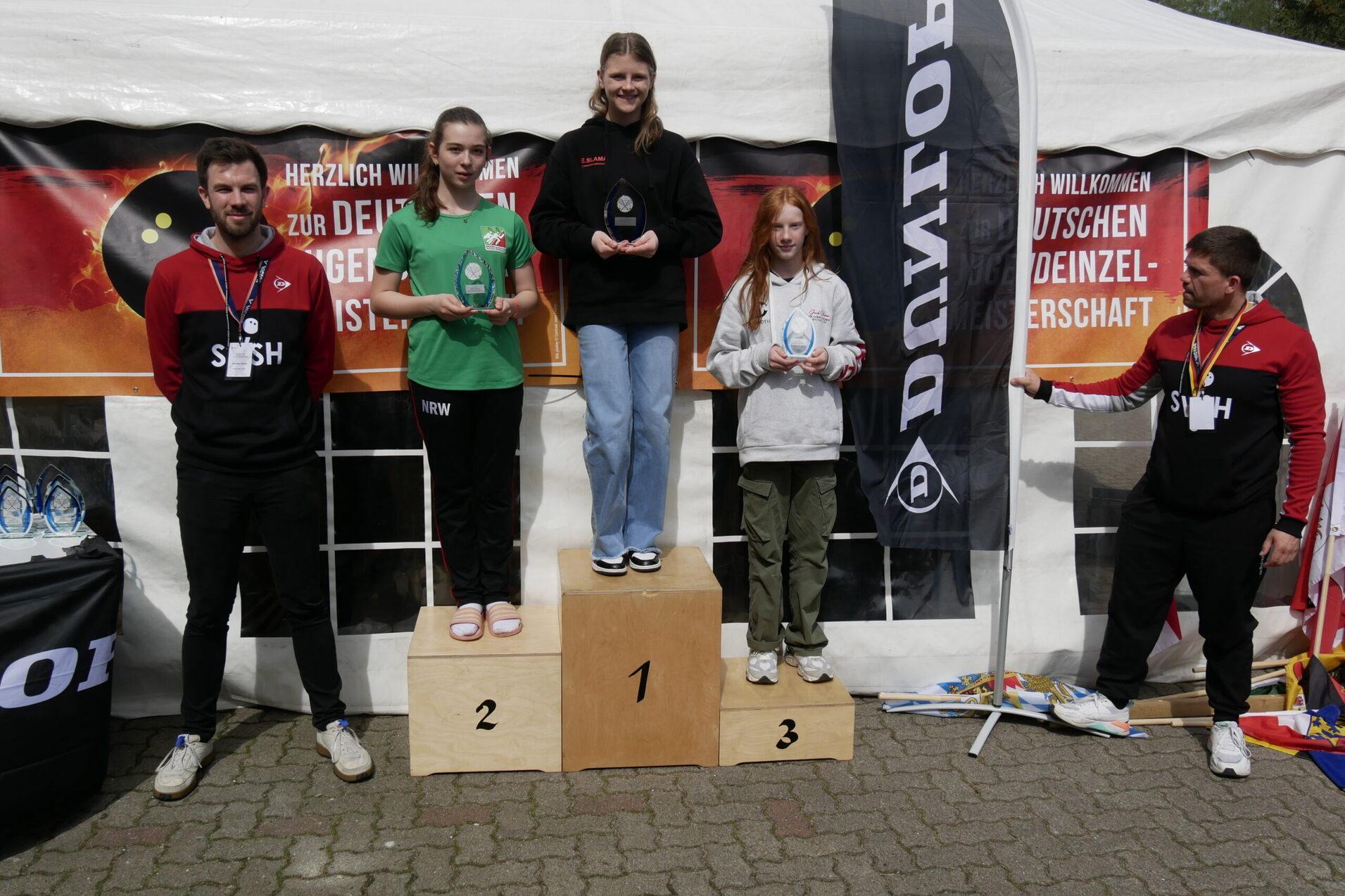 Das U13-Podest der M&auml;dchen - Bild: DSQV - Lennard Jessen