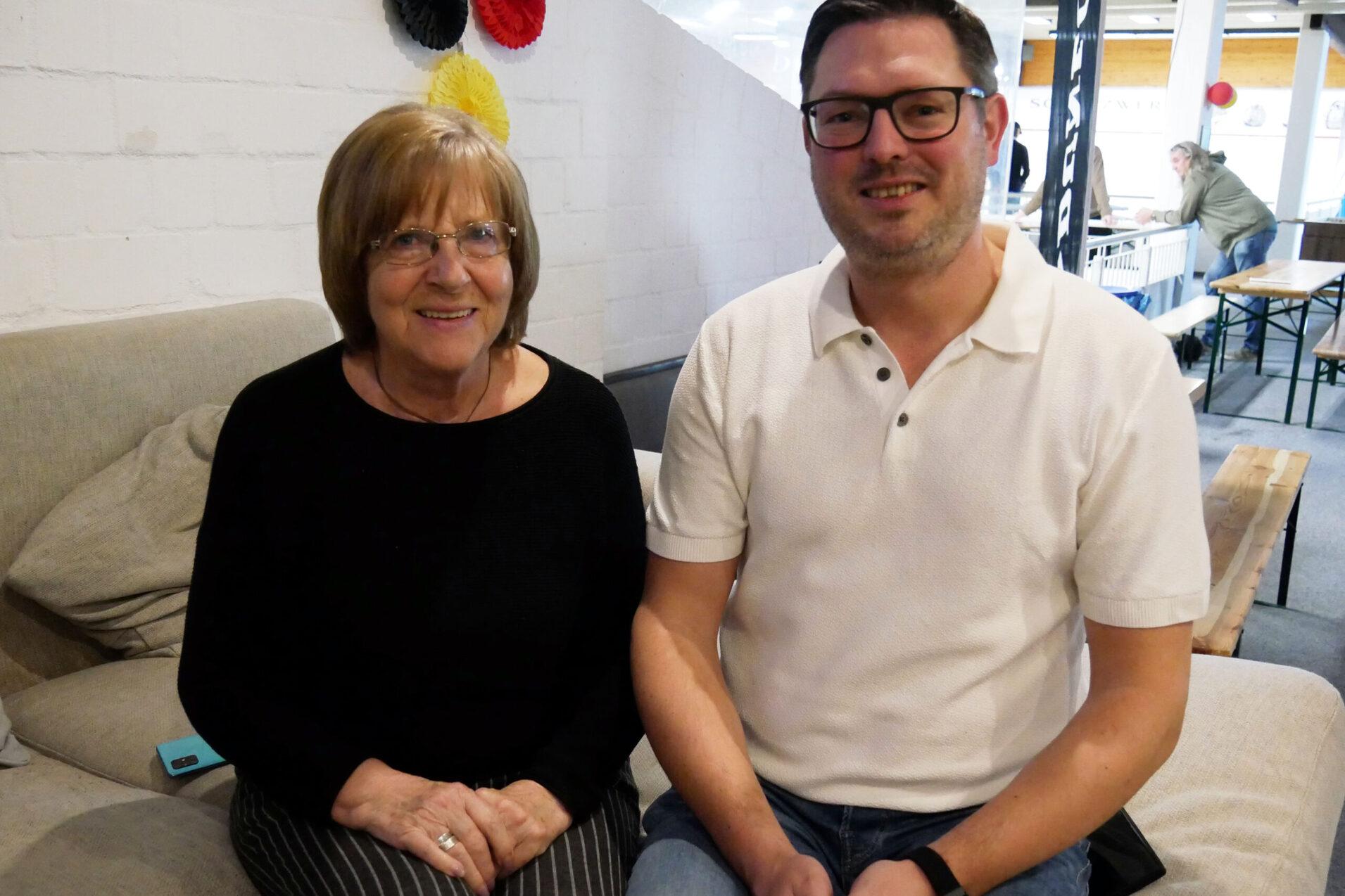 Brigitte Leuschner (li) und Michael Gäde (re) - Bild: Lennard Jessen