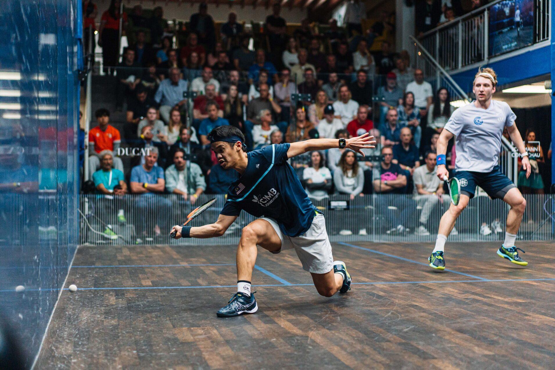 Eain Yow Ng (li) besiegt Dimitri Steinmann im Herren-Finale - Bild: PSA World Tour