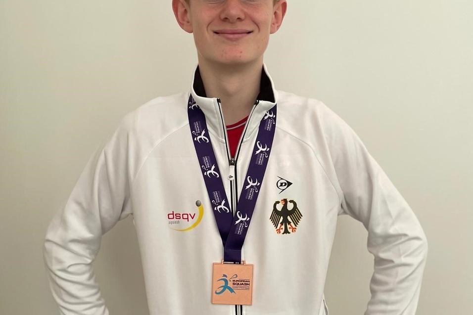 Levi Visser gewann mit der deutschen U15-Nationalmannschaft bei der Team EM U15 im portugiesischen Porto vor ca. 1,5 Wochen die Bronze-Medaille - Bild: DSQV