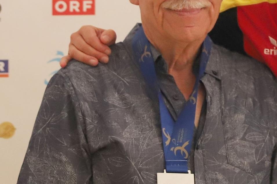Tony Schnell nach seinem bisher gr&ouml;&szlig;ten Erfolg: Vize-Europameister 2019 in der Altersklasse &uuml;ber 75 Jahre in Wien - Bild (Archiv): Felix Paal