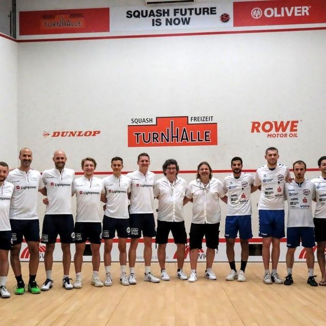 Einen Überraschungserfolg landete der 1. SC Diepholz (re) im letztjährigen Halbfinale gegen den Paderborner SC (li): Diepholz setzte sich knapp durch und zog so in das Finale ein - Bild: Steve Cubbins