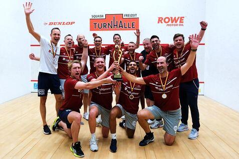 Der Paderborner SC gewinnt die Deutsche Mannschaftsmeisterschaft der Herren 2024 - Bild: Steve Cubbins