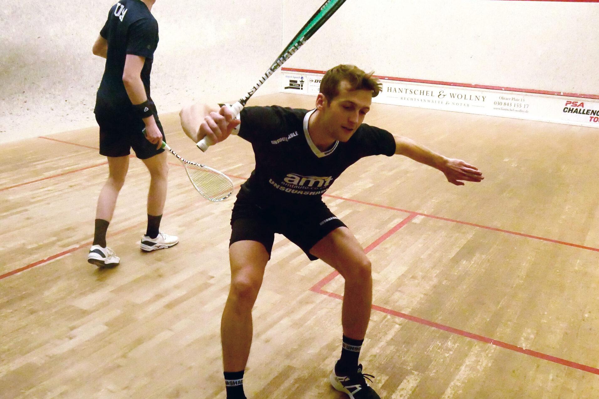 Yukhym Bielikov (re) siegt bei den Herren A im Finale gegen Fabian Igelbrink - Bild: DSQV - Lennard Jessen