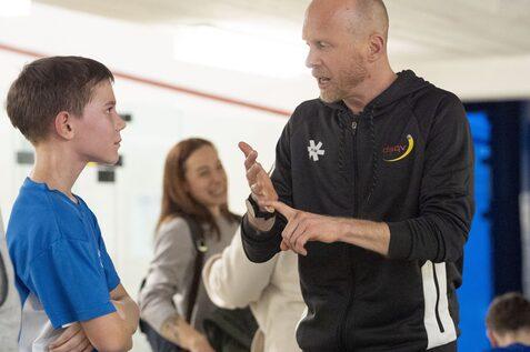Johannes Mahl (li) und Bundeshonorartrainer Christian Radeke - Bild: Henning Angerer