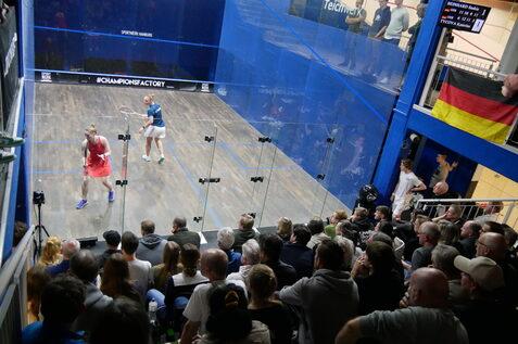 Spielszene des Damenfinals 2024 zwischen Saskia Beinhard (li) und Katerina Tycova - Bild: DSQV - Lennard Jessen