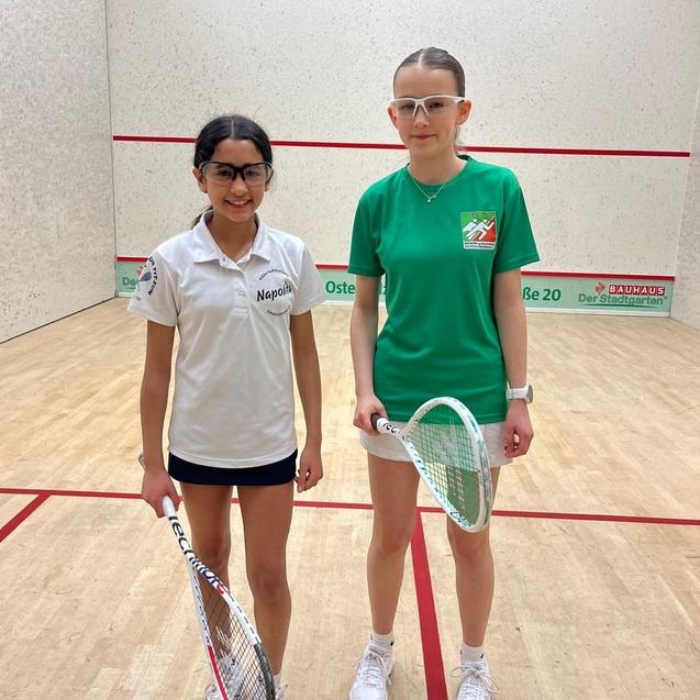 Salma Khalaf (li) und Mathilda Helmich - Bild: Nicolas Gerritsen