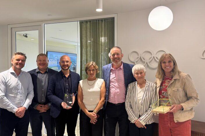 Squash-Delegation der WSF, PSA und Squash Australia trifft Brisbane 2032 - Komitee - Bild: WSF