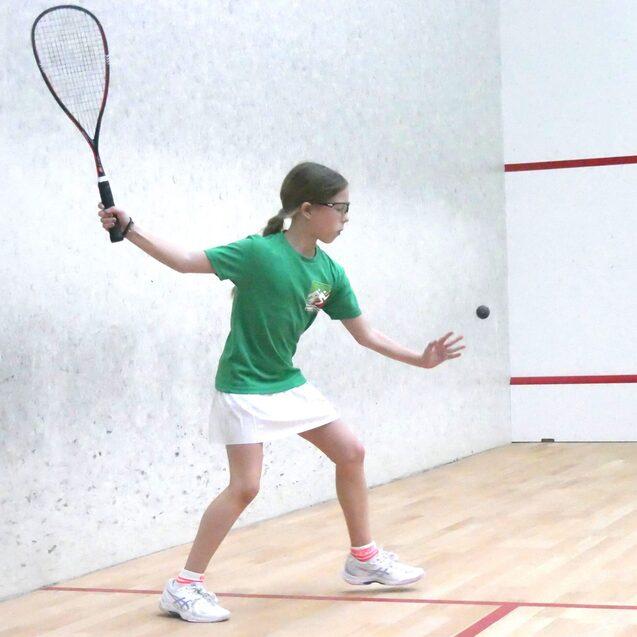 Jasmin Hartmann hat bei den Mädchen U11 die Nase vorne - Bild: DSQV - Lennard Jessen
