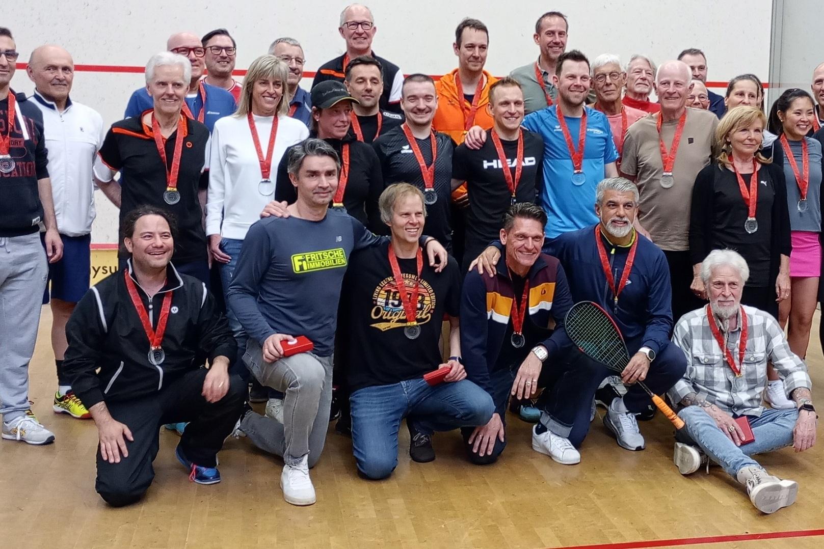 Bild der Siegerehrung bei den DSEM 2024 in Böblingen - Bild: DSQV