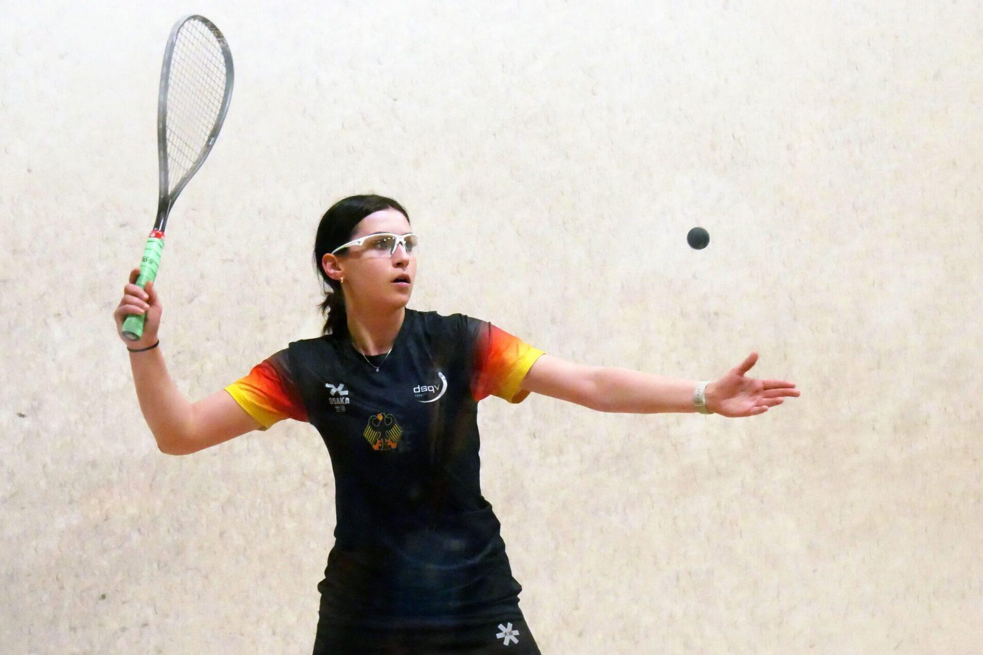 Jugend- und Damen-Nationalspielerin Maya Weishar startet bei den M&auml;dchen U19 an Position 3/4 gesetzt - Bild: DSQV - Lennard Jessen