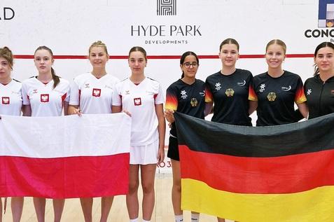 Die deutschen U19-M&auml;dchen unterlagen gegen Nachbarland Polen mit 0:2 - Bild: DSQV - Gregor Fischer-Vulpe