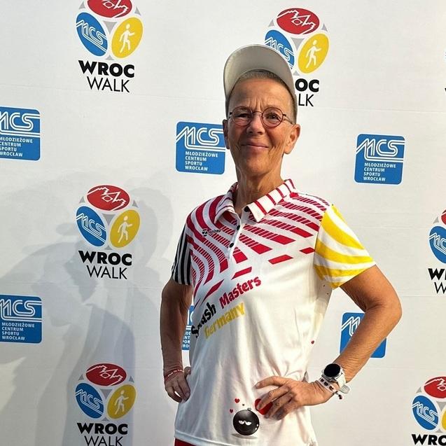 DSQV-Vizepräsidentin Masters Störte Becker war in Wroclaw selbst mit am Start und wurde Fünfte ihrer Altersklasse Ü60 - Bild: DSQV