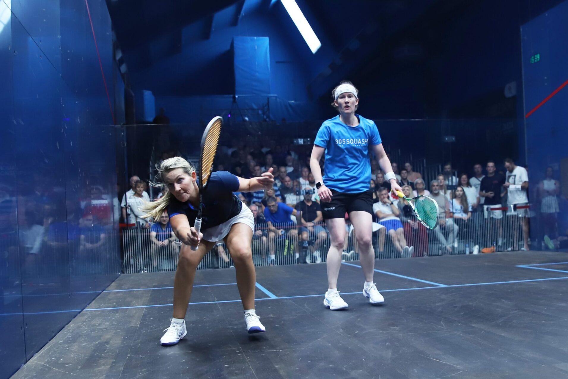 Astrid Reimer-Kern (li) gewinnt auch ihr sechstes Match gegen Kirsty West aus England und wird damit Europameisterin Ü35 - Bild: Felix Paal