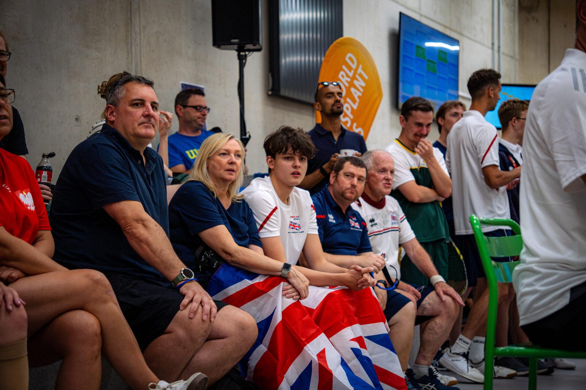 Volles Haus beim Squash in Dresden bei den WTG - auch von den Trib&uuml;nen wurde lautstark angefeuert - Bild Karel Zirk