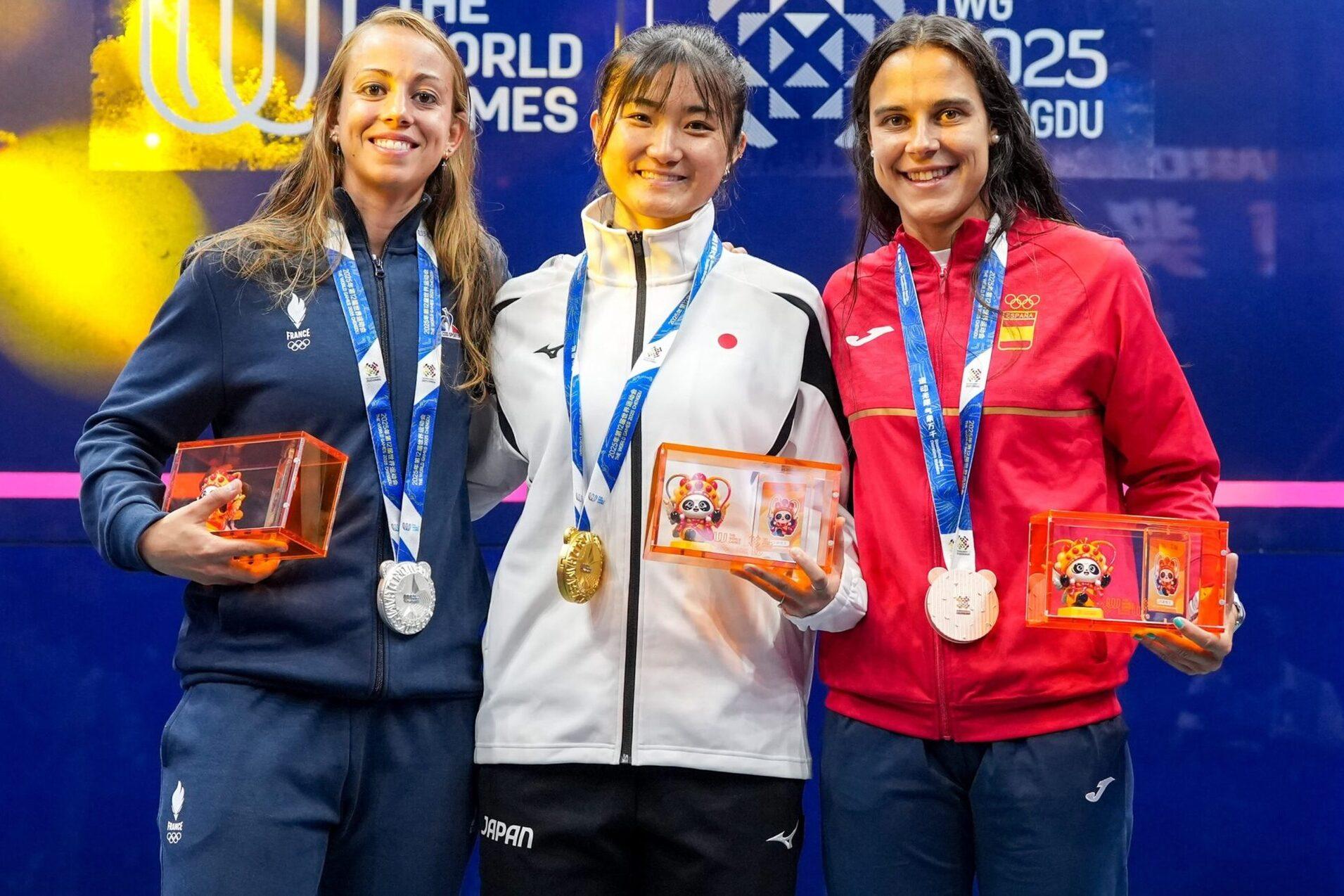 V.l.n.r.: Marie Stephan, Satomi Watanabe und Marta Dominguez - Bild: Xinhua/Li Xulun